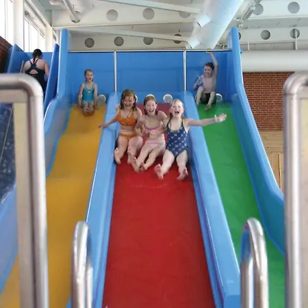 Sandersvig Camping Og Tropeland Vakantiehuis
